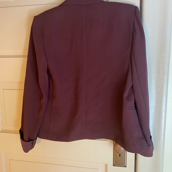 Express Blazer - Picture 3 of 3